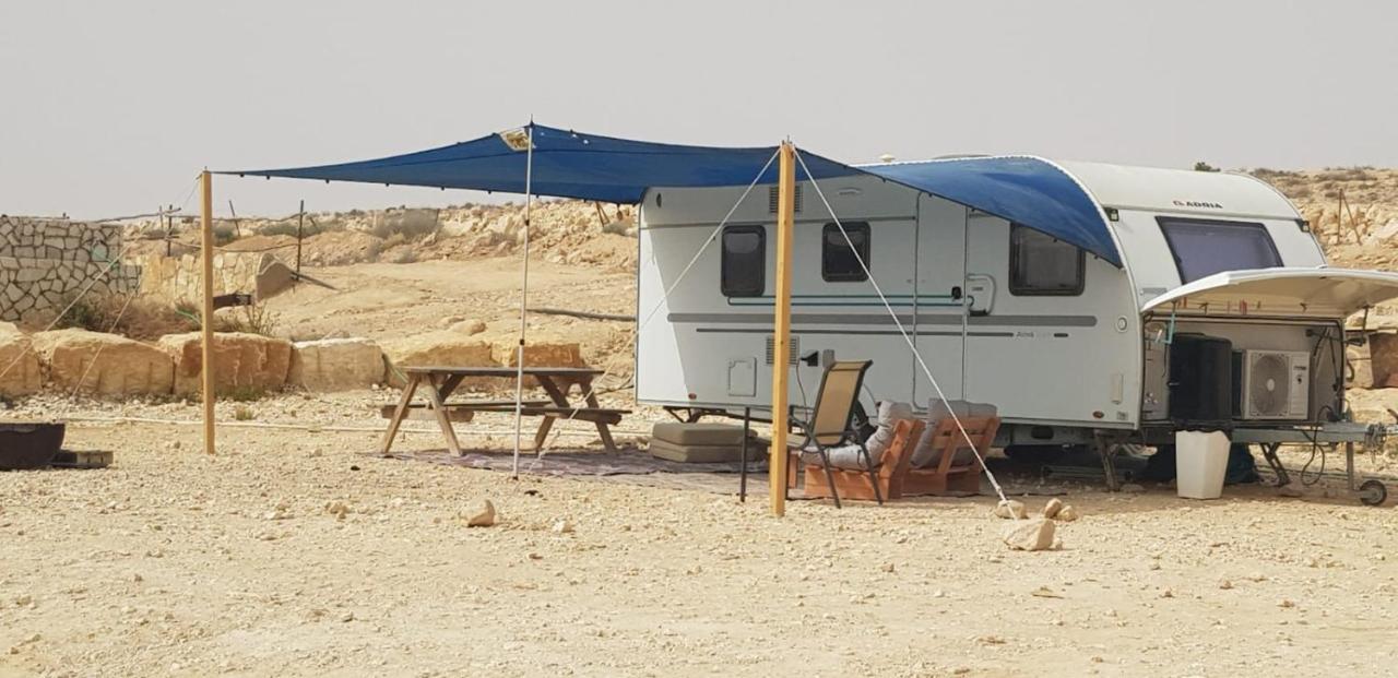 Itav Bateva Caravans - ייטב בטבע קרוואנים Mitzpe Ramon Esterno foto